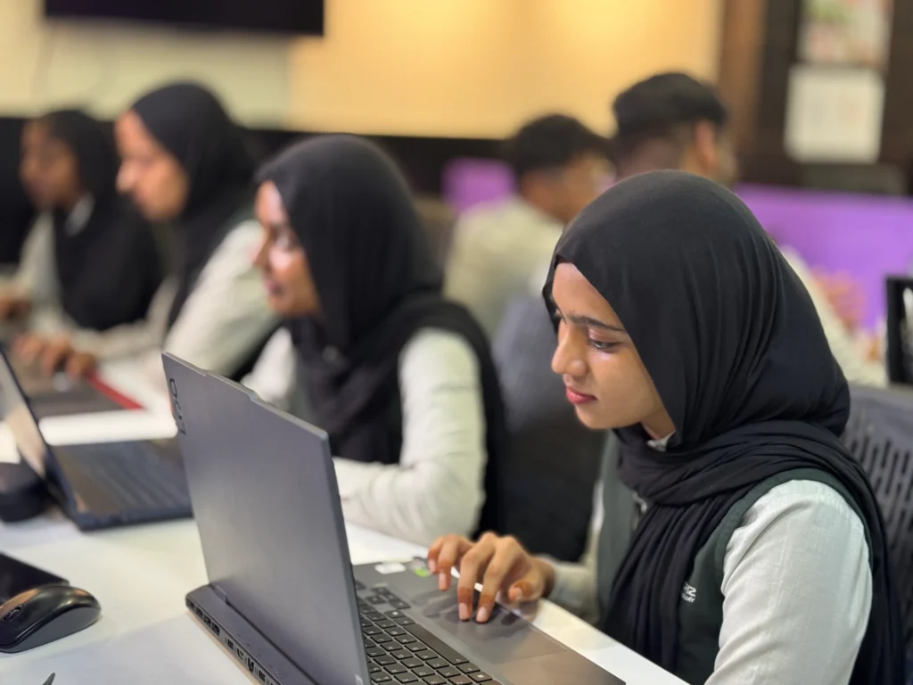 Freelancing vs job in digital marketing — what's the best career path